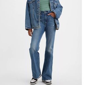 Levi’s 70s High Rise Flare Jeans in Take it Out